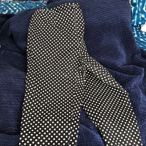 🌈HOST PICK! 💐🍾 Lands End Polka Dot Capri Pants
